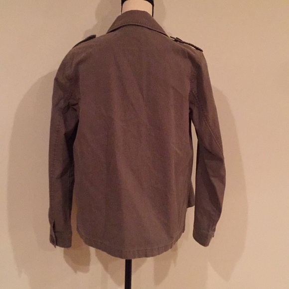 Taupe button front lightweight jacket with pockets - Picture 3 of 3